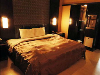 Beverly Garden Motel Città di Chiayi Esterno foto